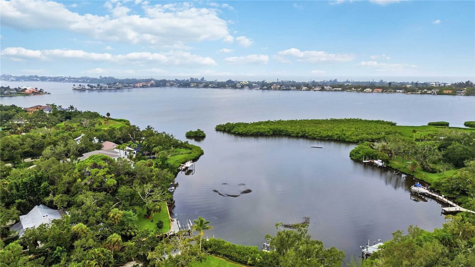 Single Family Residence at 1909 BUCCANEER DR, SARASOTA, photo 4 of 43