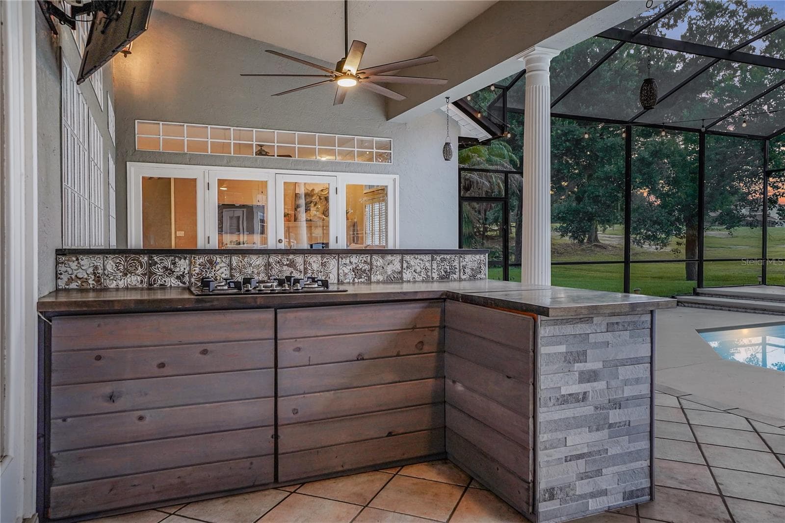 Outdoor Kitchen - 600 CHOCKTAW ST, LAKE MARY