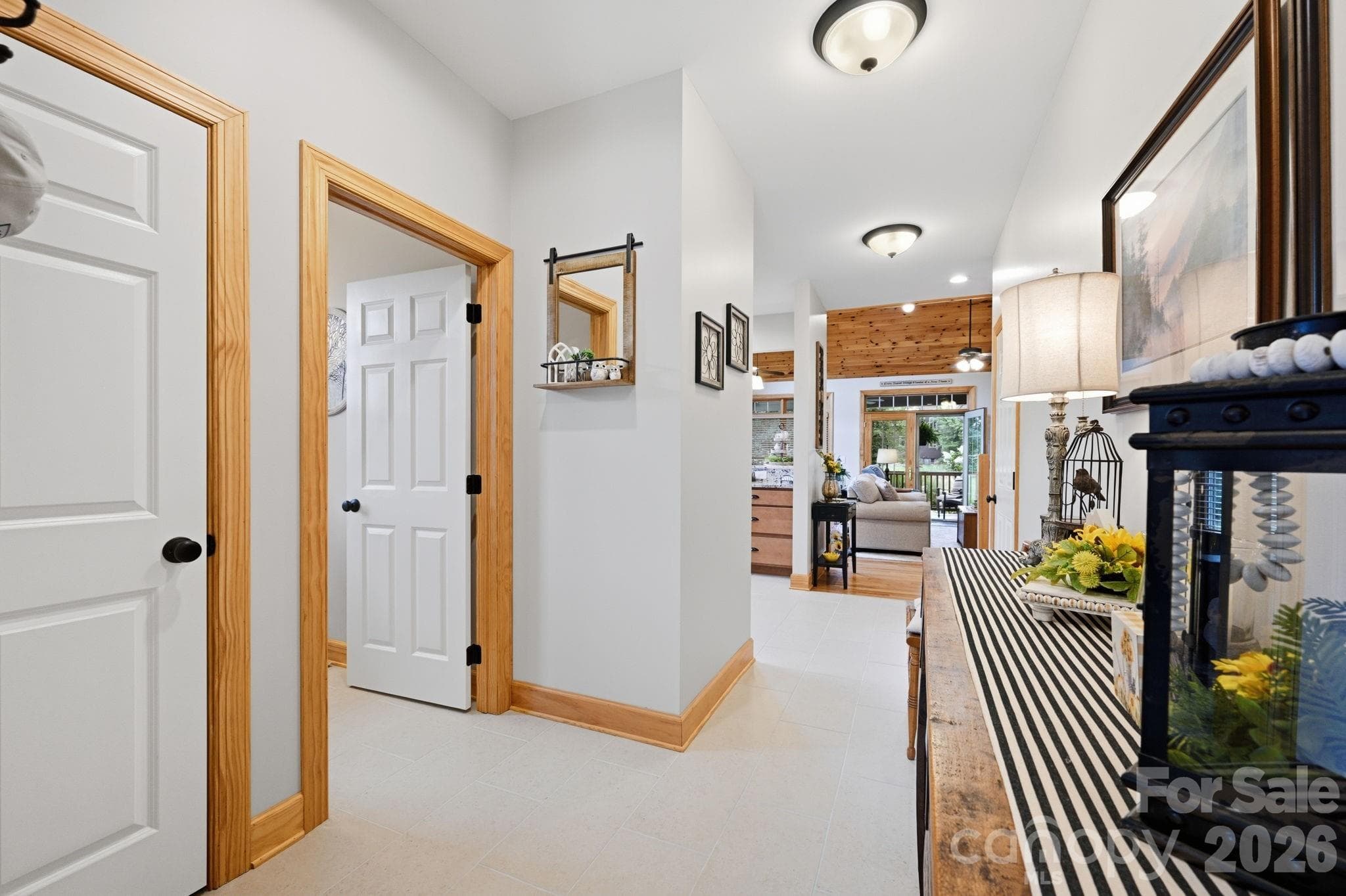 Townhouse at 172 Whispering Streams Court, Fleetwood, photo 5 of 48