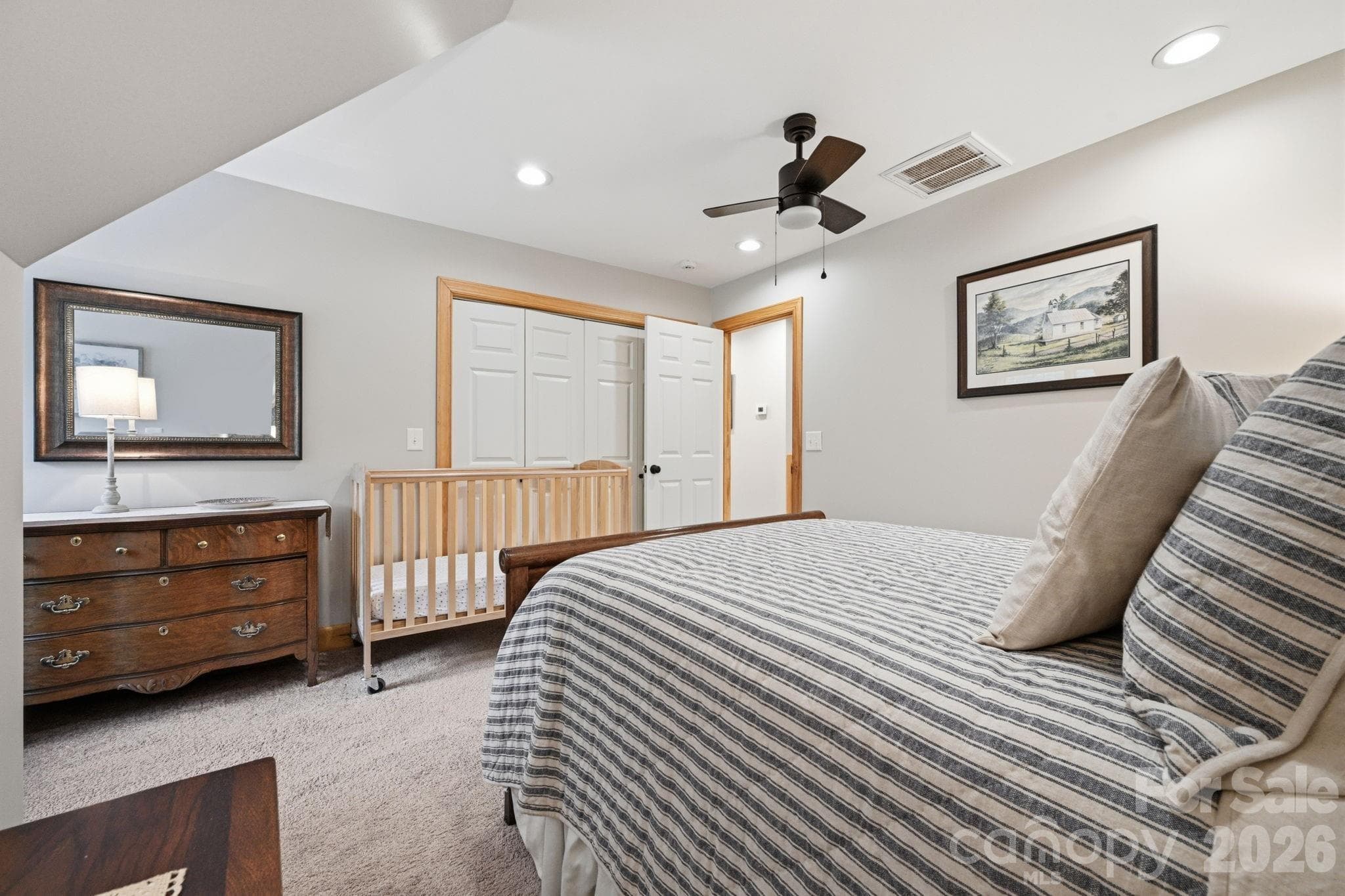 Guest Bedroom - 172 Whispering Streams Court, Fleetwood