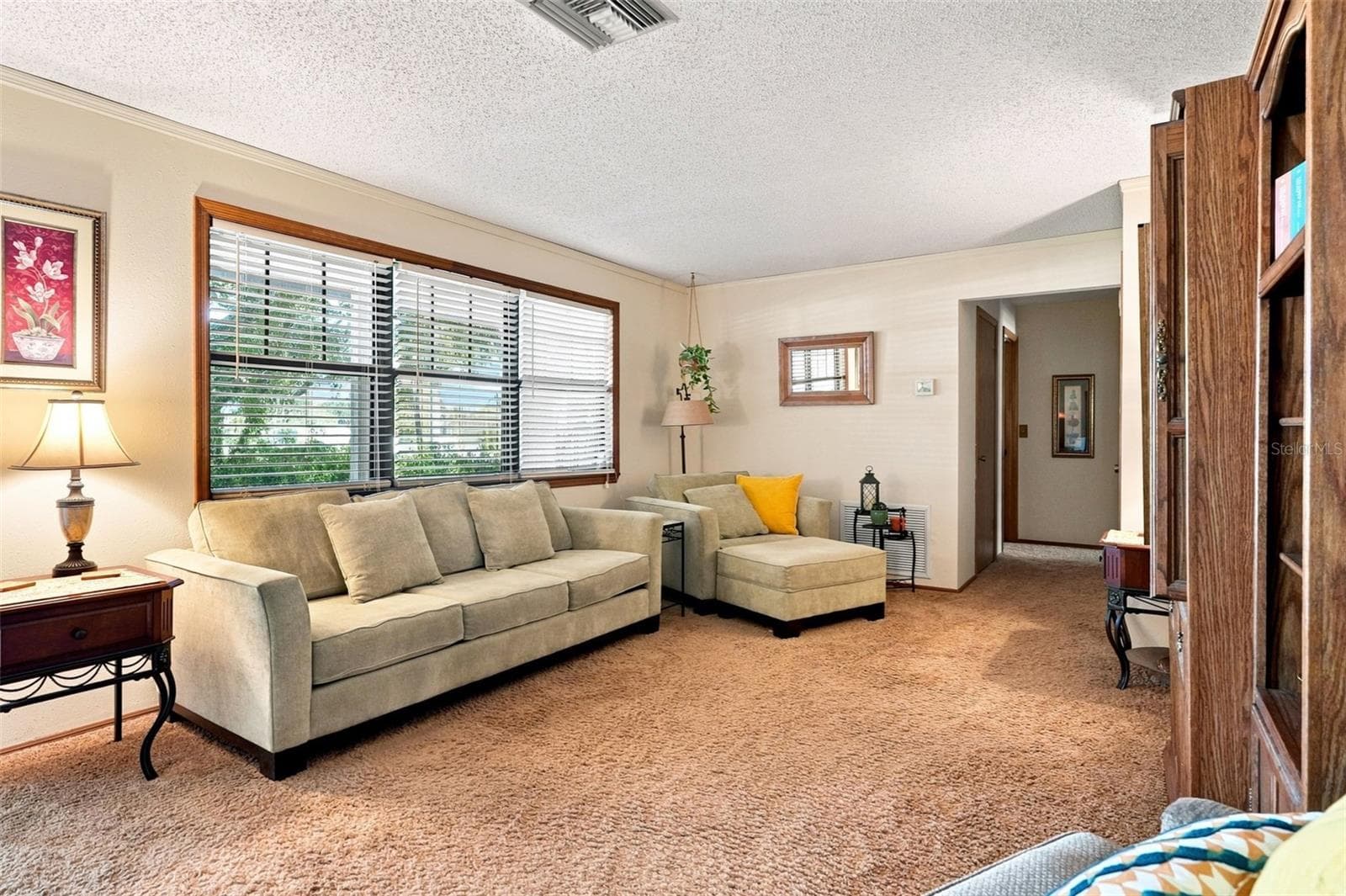 Single Family Residence at 617 MEHLENBACHER RD, LARGO, photo 11 of 35