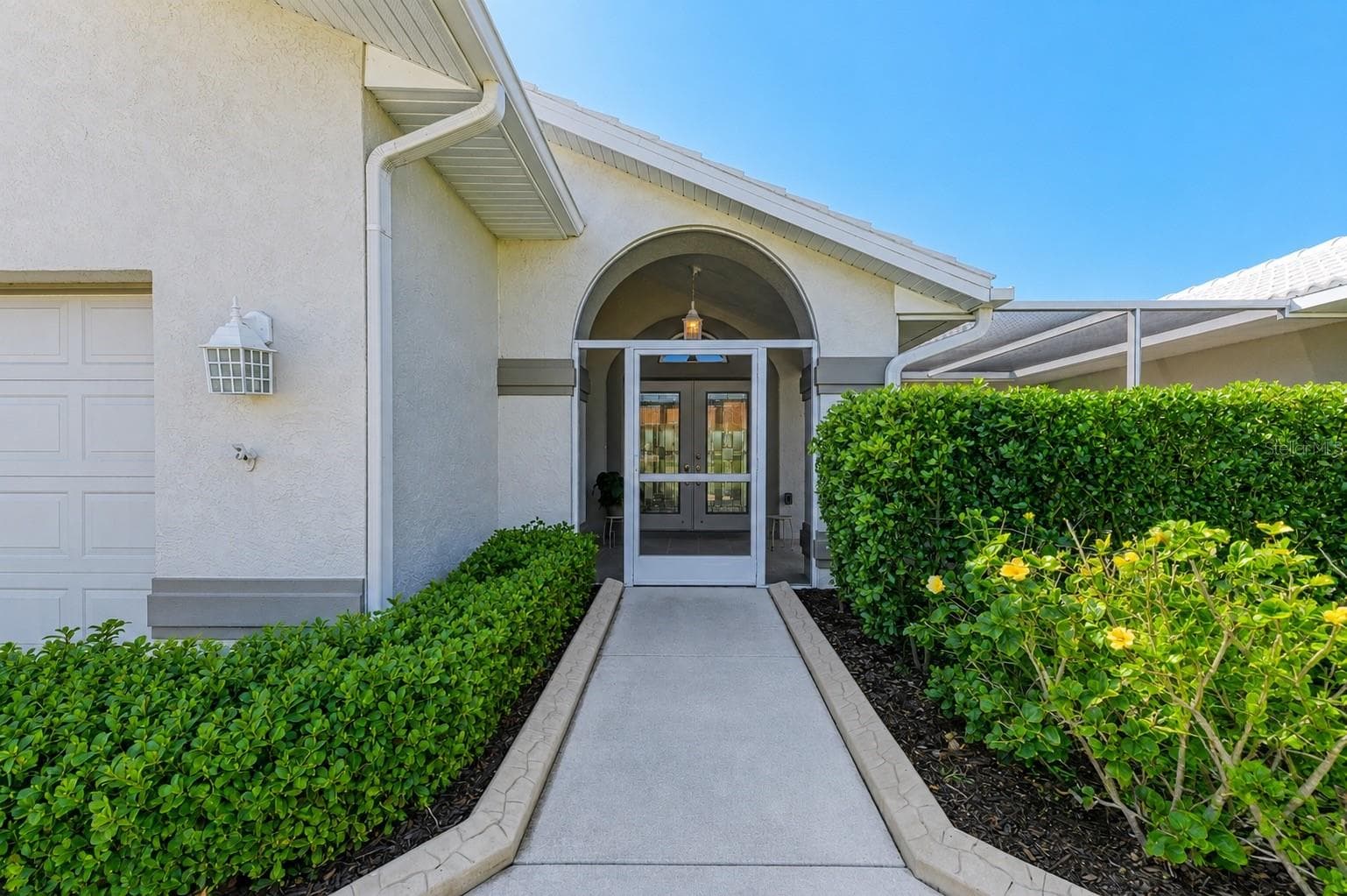 Single Family Residence at 1679 VALLEY DR, VENICE, photo 6 of 82