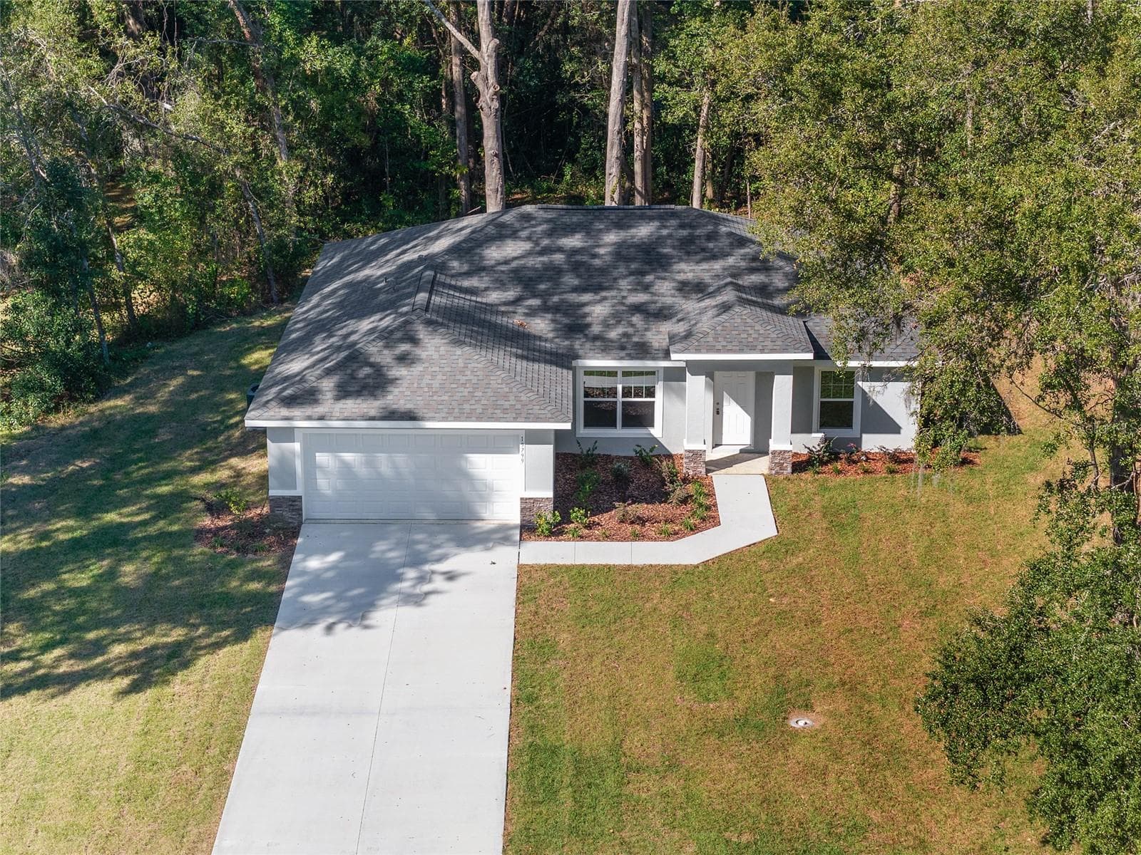 Single Family Residence at 10070 SW 192ND CIR, DUNNELLON, photo 2 of 33