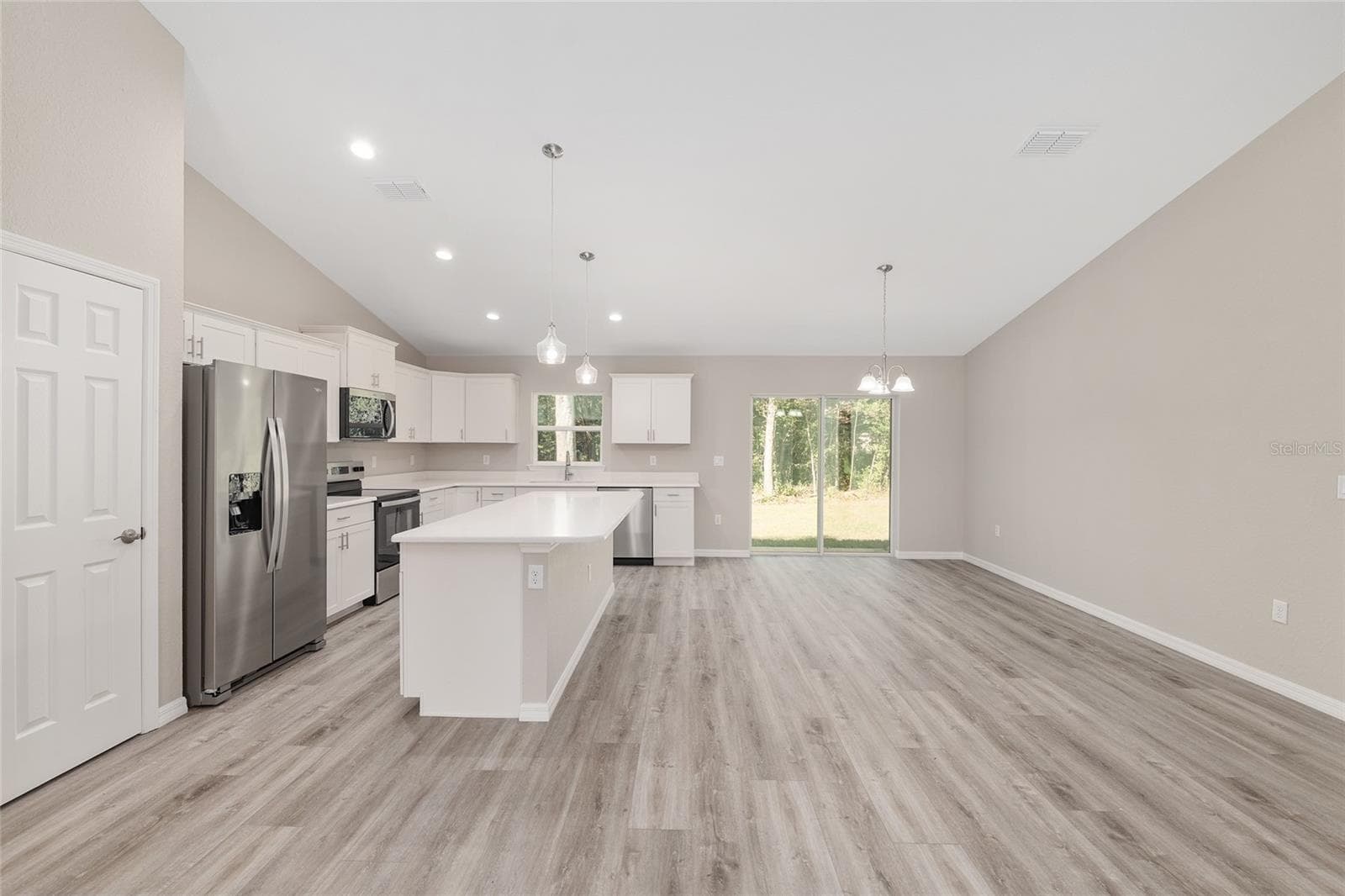 Single Family Residence at 10070 SW 192ND CIR, DUNNELLON, photo 12 of 33