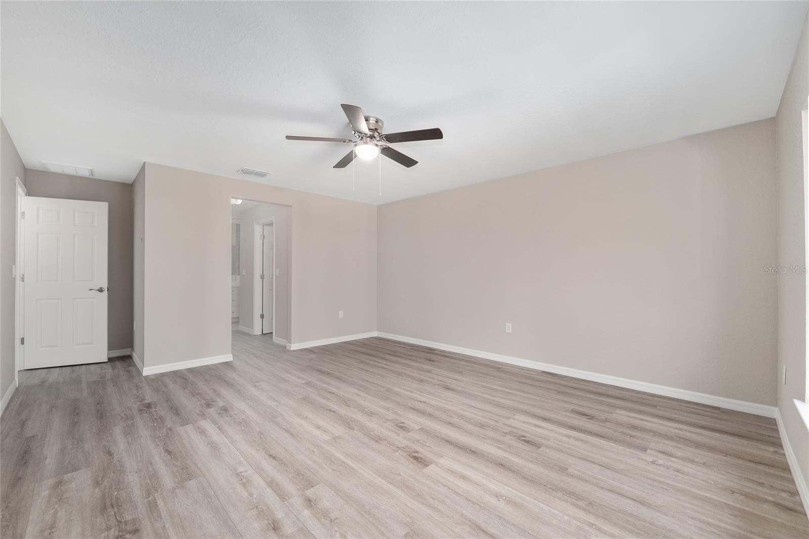 Single Family Residence at 10070 SW 192ND CIR, DUNNELLON, photo 15 of 33
