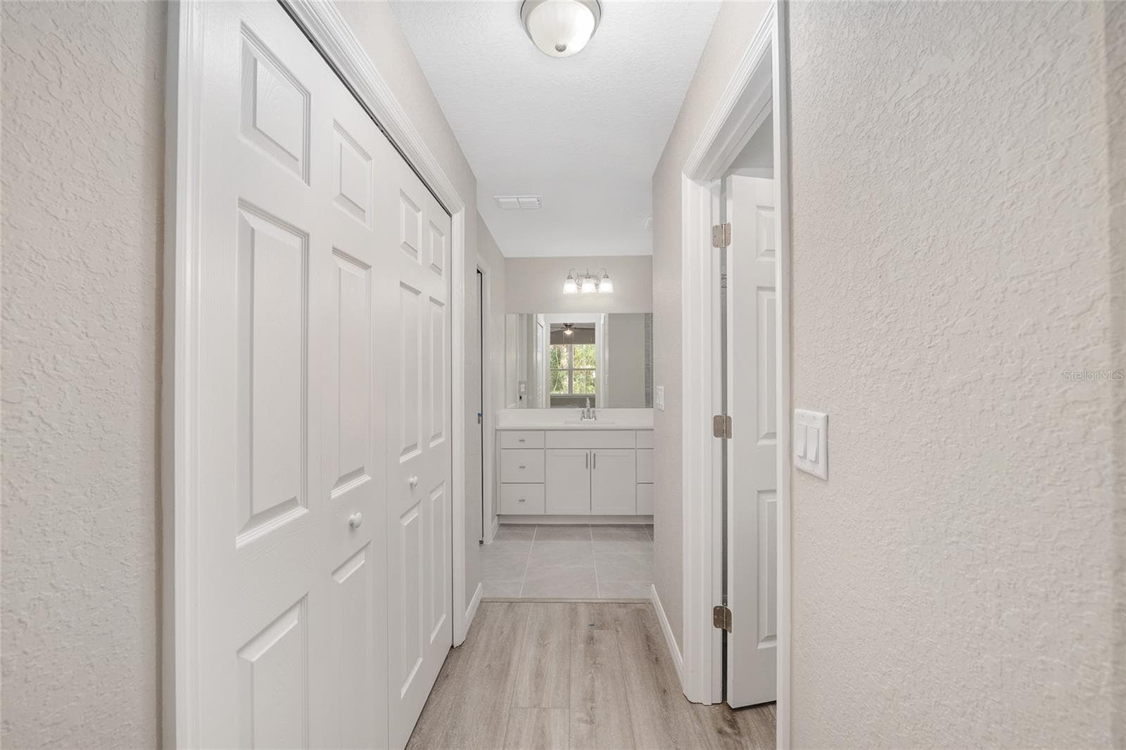 Single Family Residence at 10070 SW 192ND CIR, DUNNELLON, photo 16 of 33