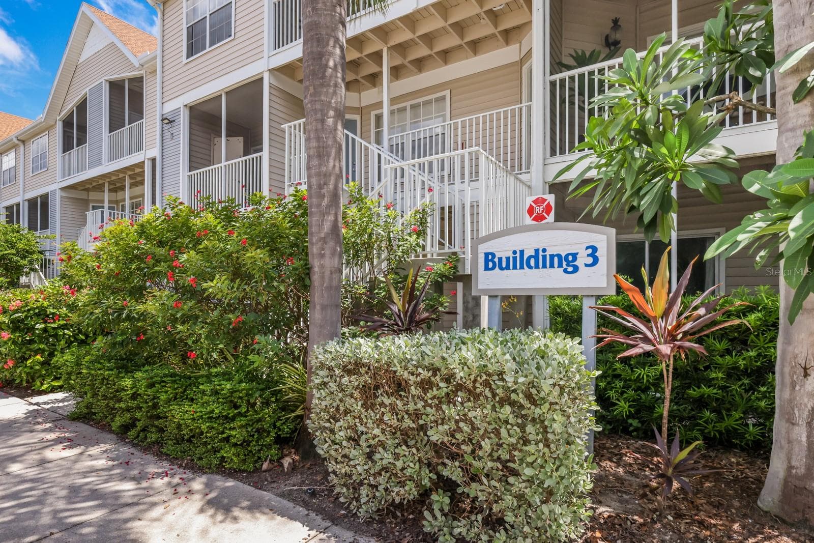 850 S TAMIAMI TRL #325