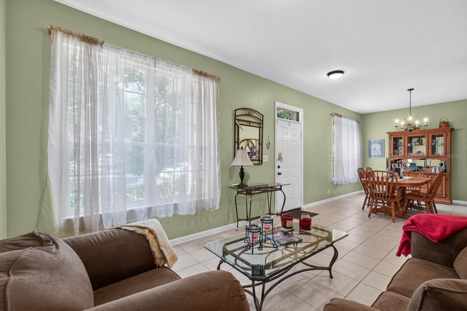 Single Family Residence at 239 W TARRINGTON DR, DELAND, photo 9 of 52