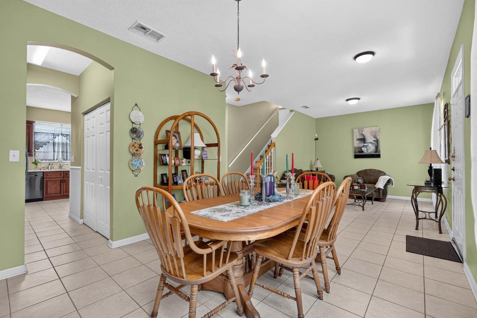 Single Family Residence at 239 W TARRINGTON DR, DELAND, photo 12 of 52