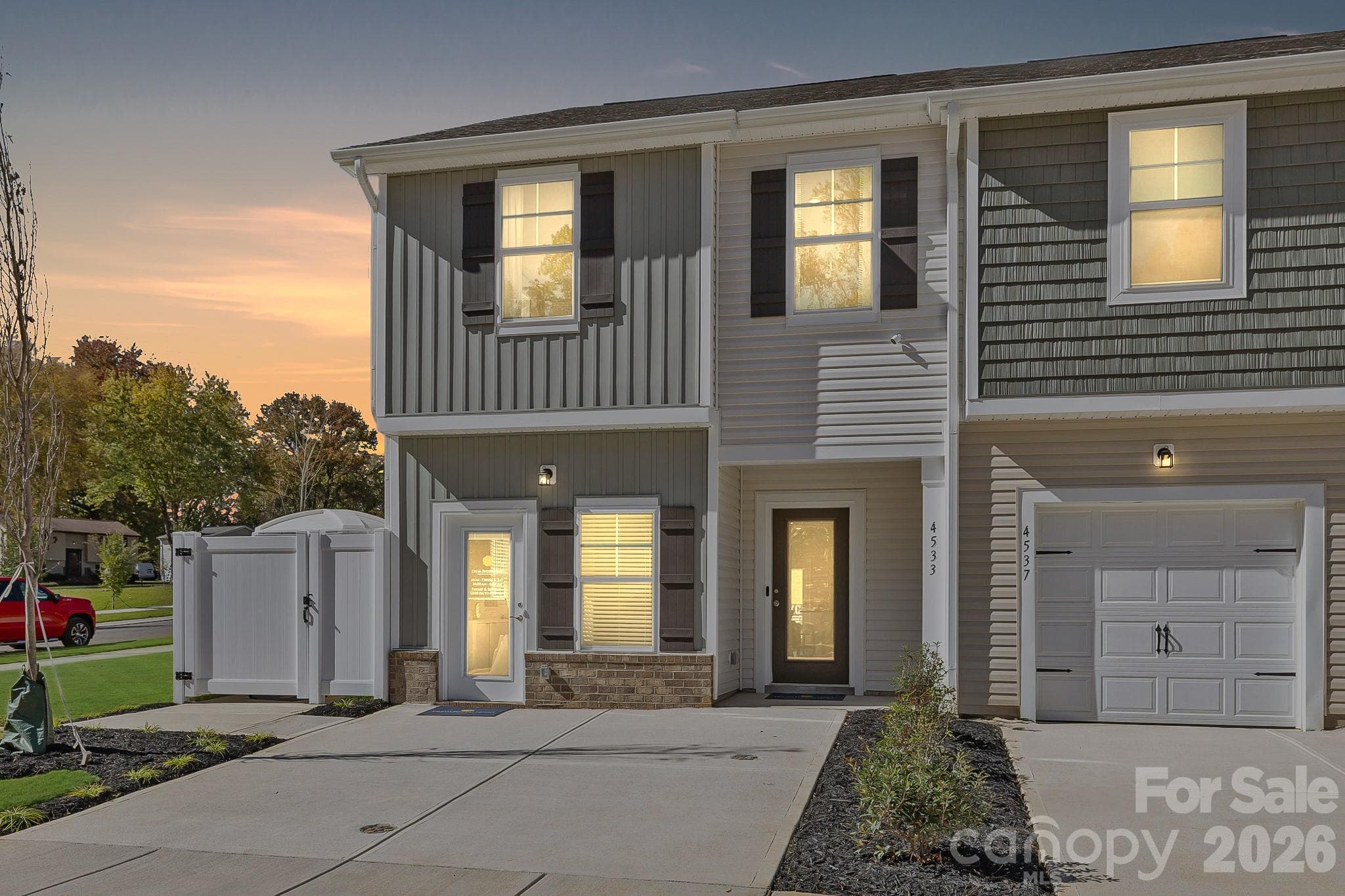 Townhouse at 4611 Green Drake Drive, Charlotte, photo 3 of 43