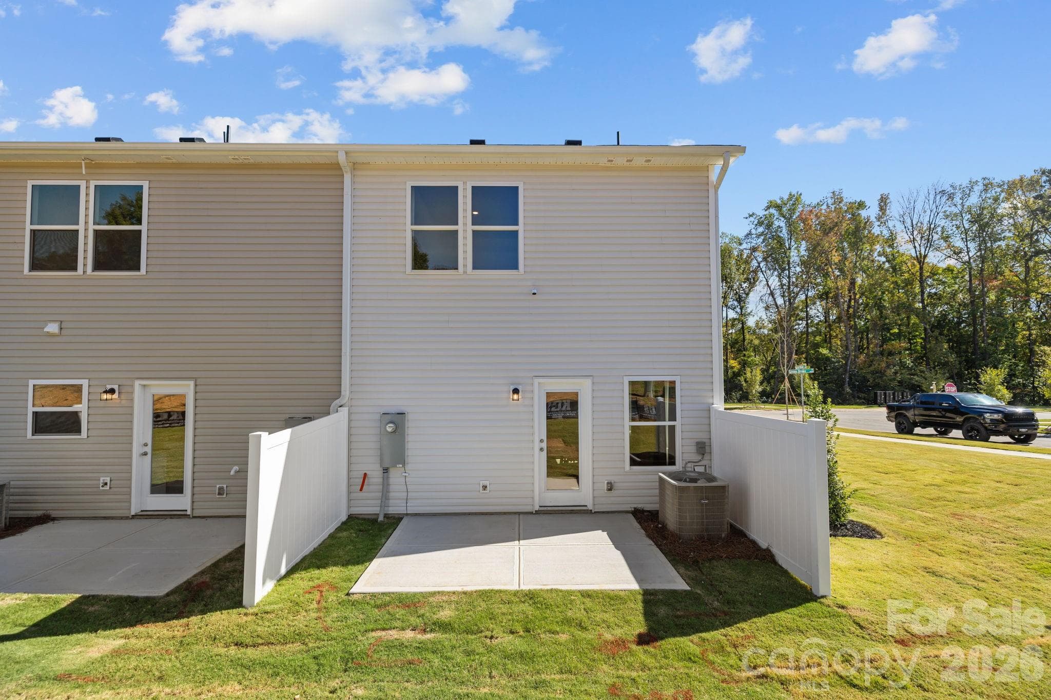 Townhouse at 4611 Green Drake Drive, Charlotte, photo 30 of 43