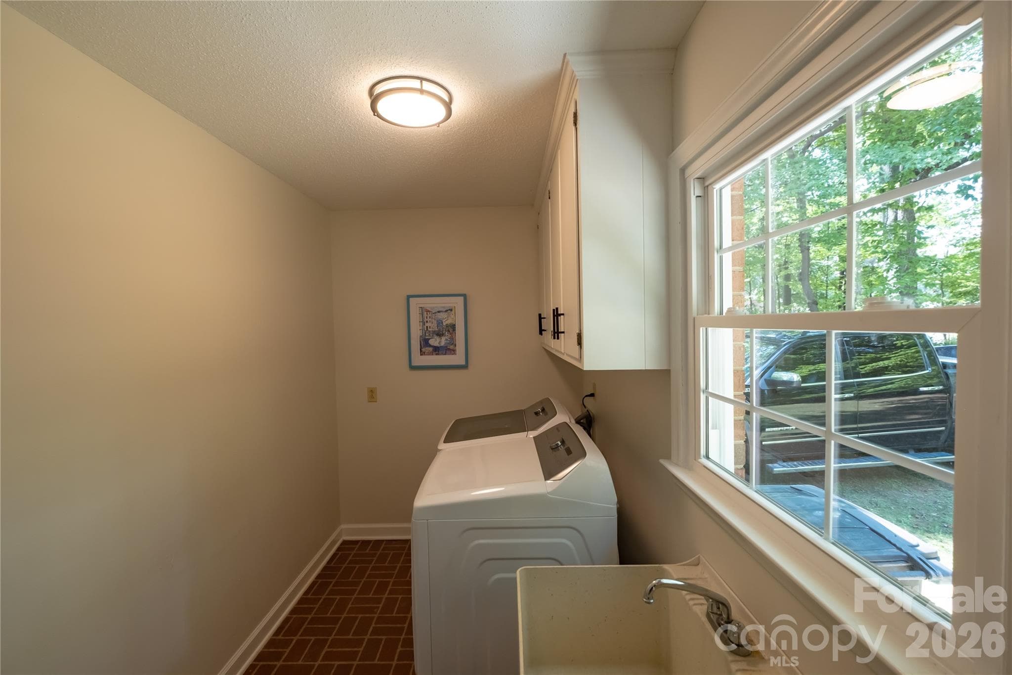 Great size laundry room - 2312 Belmont Drive, Reidsville
