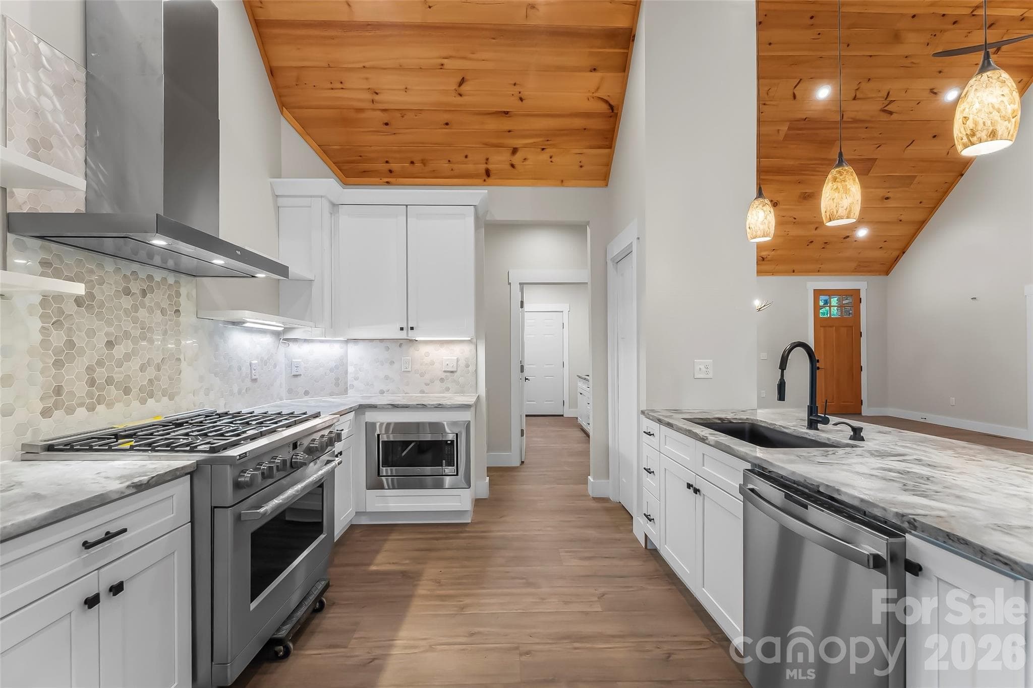 Single Family Residence at 44 Valley View Drive, Marion, photo 19 of 41