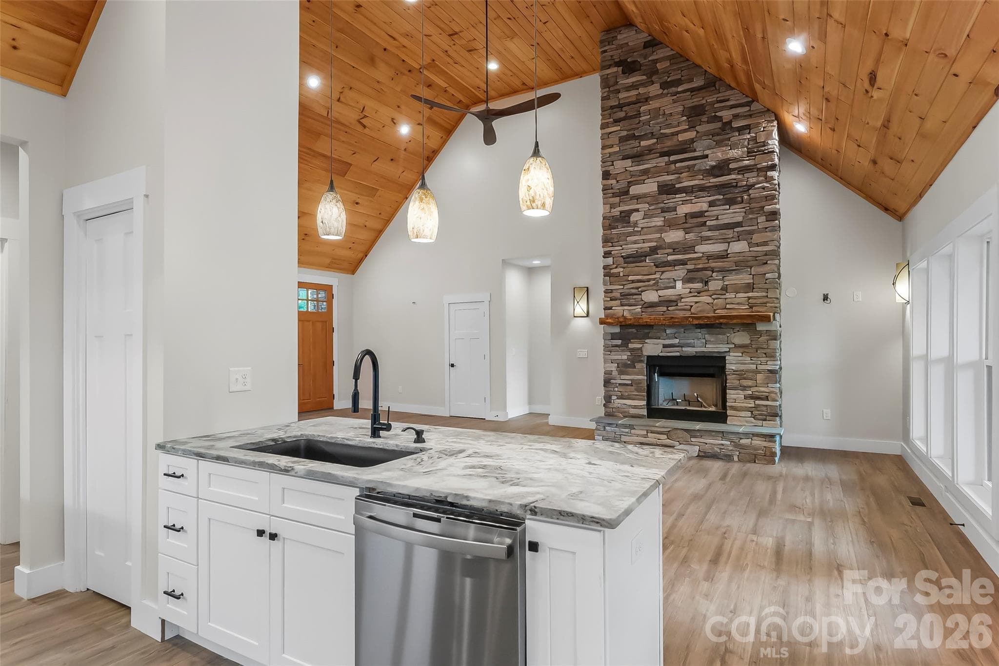 Single Family Residence at 44 Valley View Drive, Marion, photo 21 of 41
