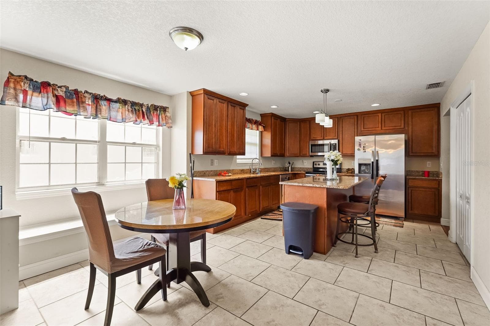 Single Family Residence at 1922 MATTHEW CT, LAKELAND, photo 7 of 23