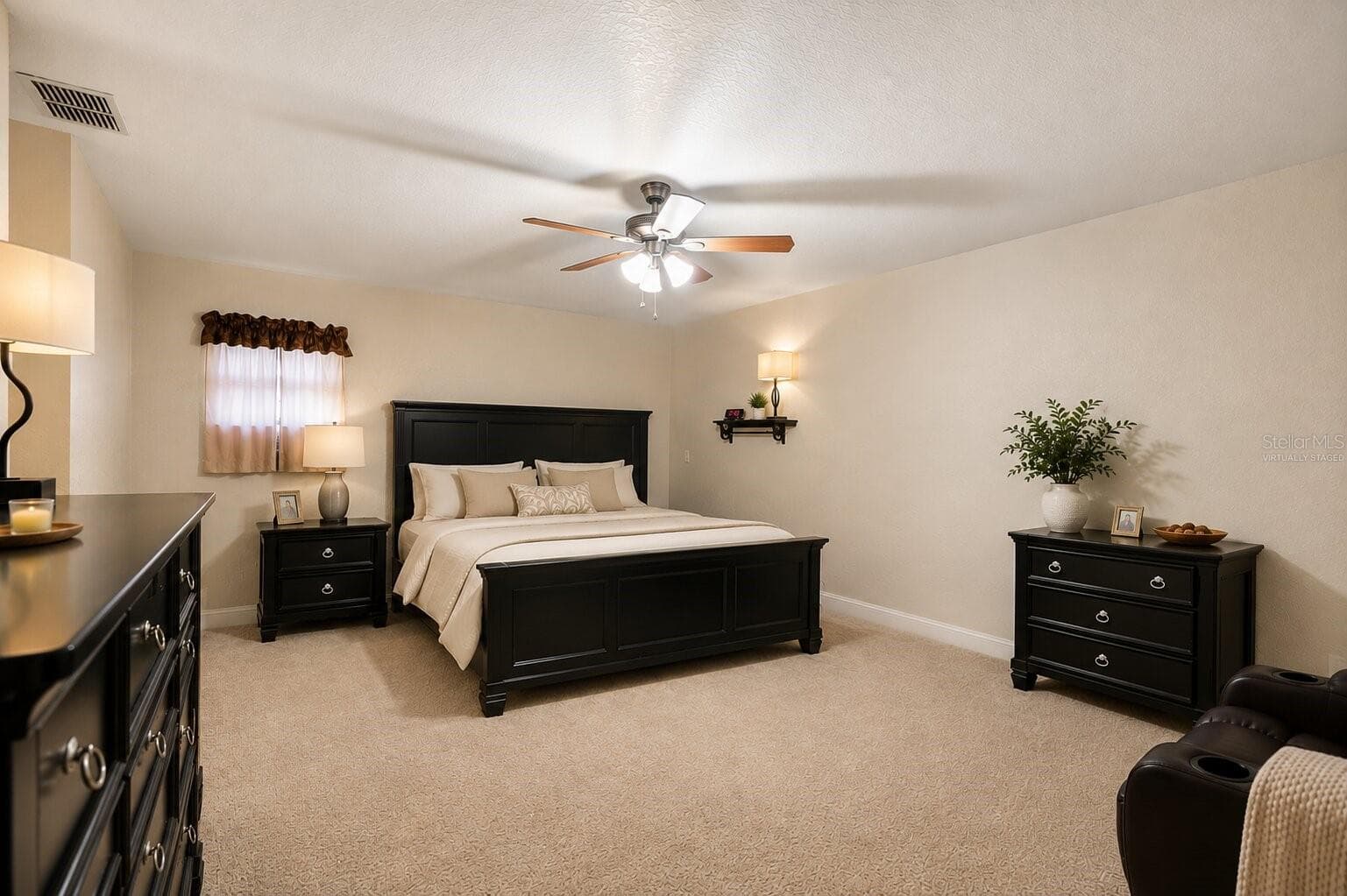 virtually staged - 1922 MATTHEW CT, LAKELAND