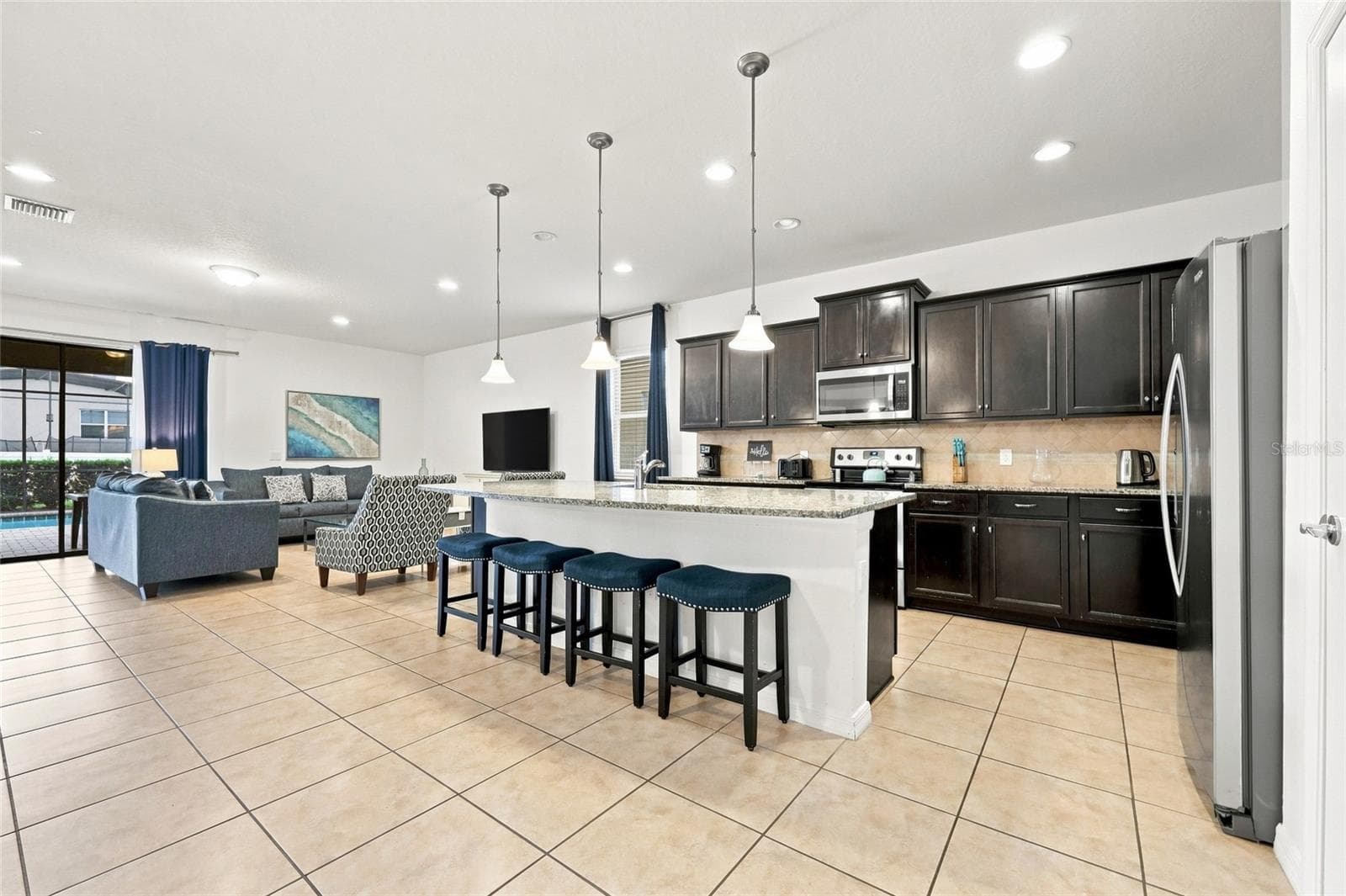 Single Family Residence at 1610 LIMA AVE, KISSIMMEE, photo 10 of 79