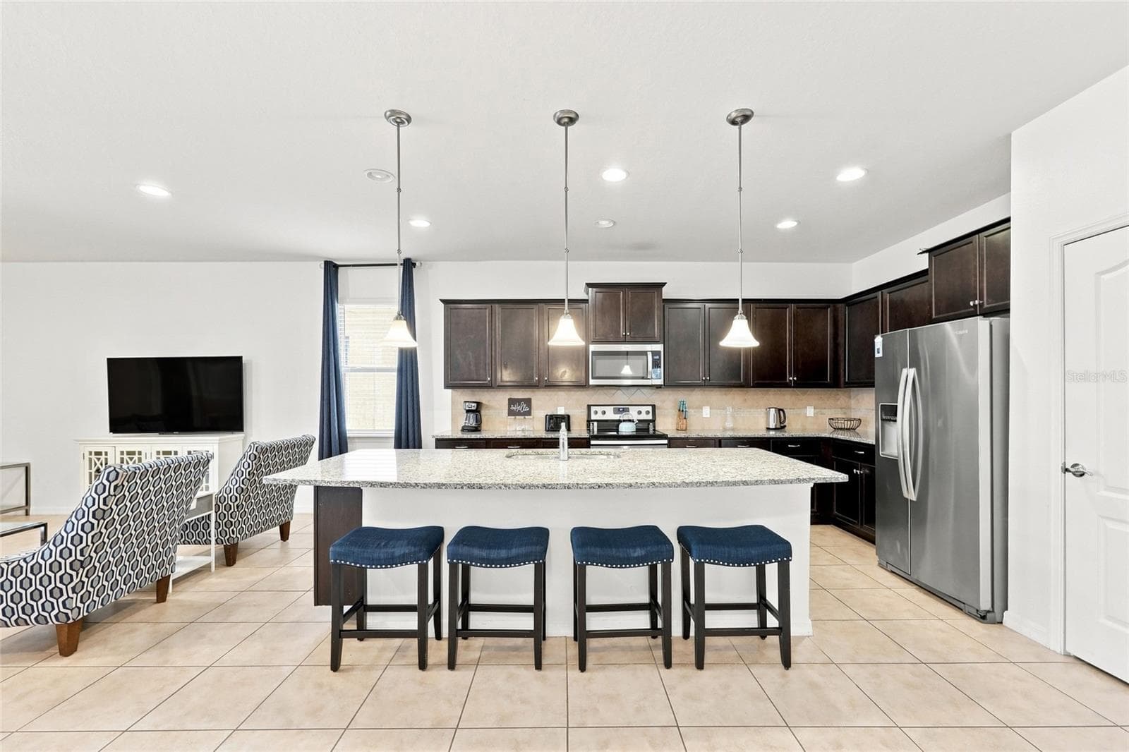 Single Family Residence at 1610 LIMA AVE, KISSIMMEE, photo 11 of 79