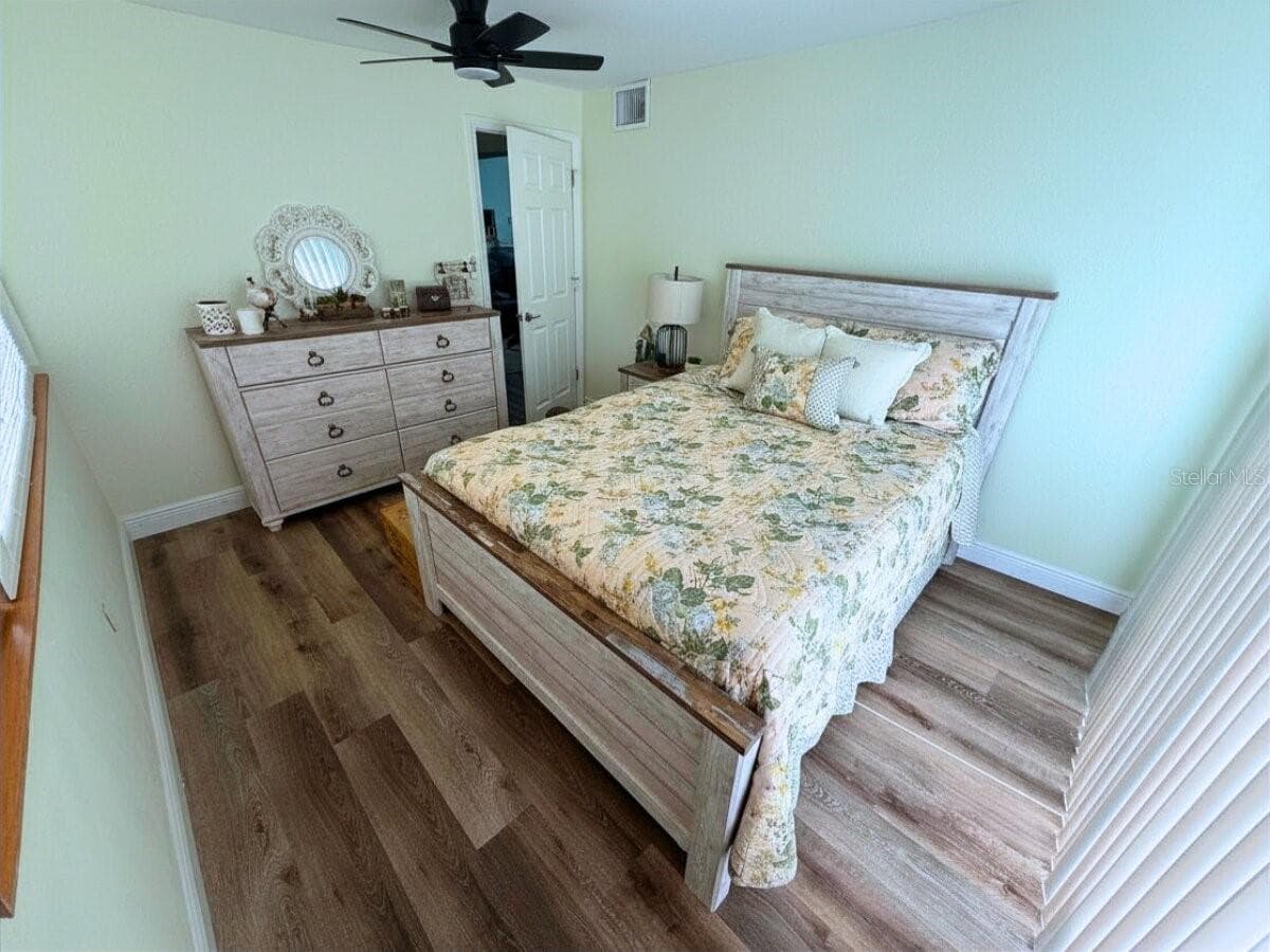 Single Family Residence at 13034 CLAY AVE, LARGO, photo 20 of 26