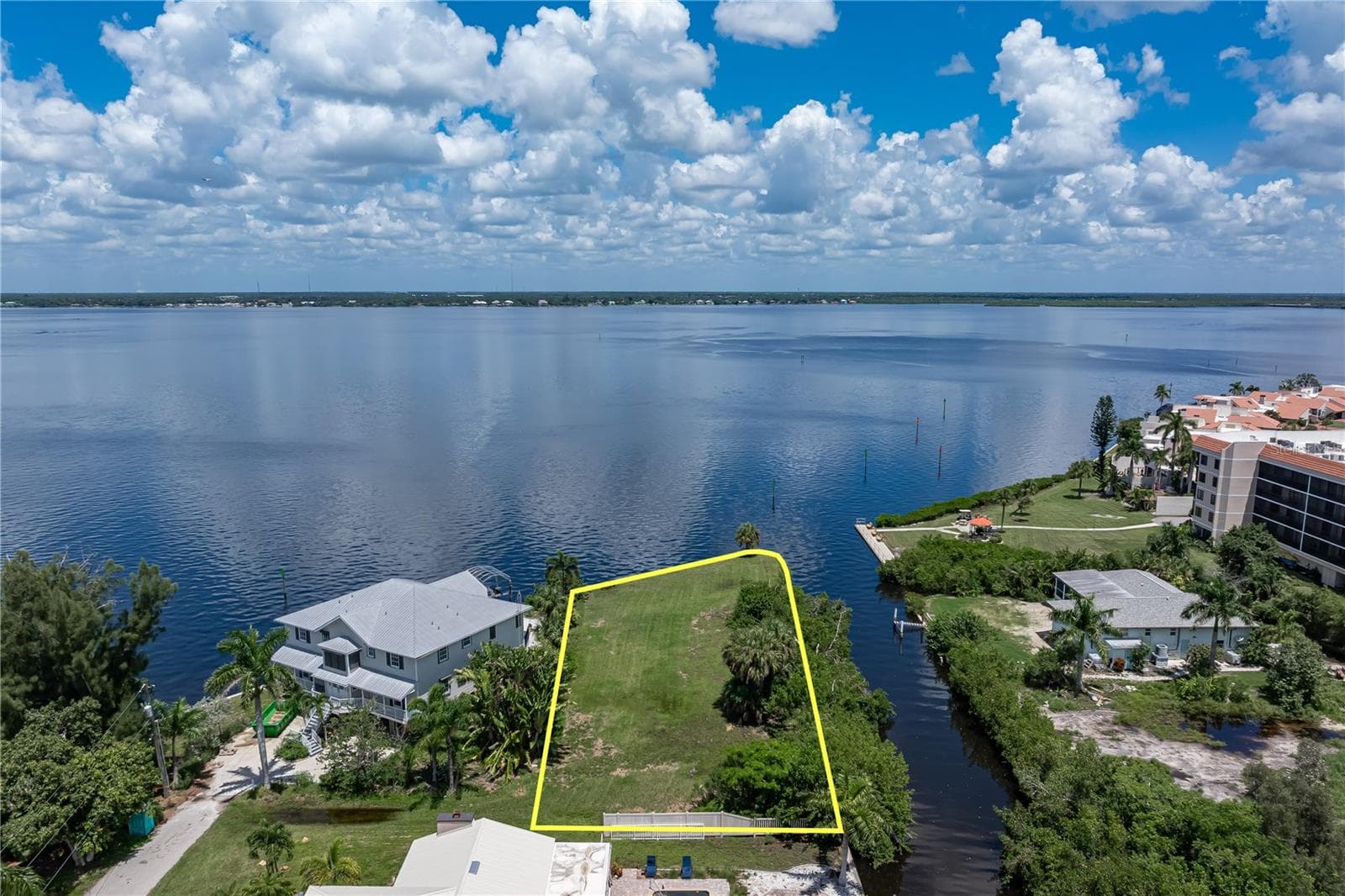 302 KLISPIE DR