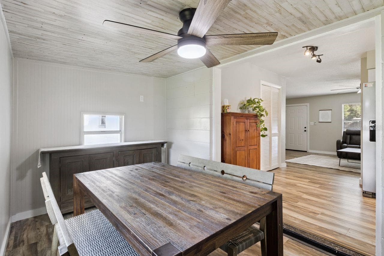 Dining room - 220 ALDO DR, BABSON PARK