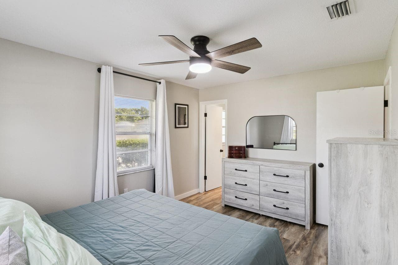 Primary bedroom - 220 ALDO DR, BABSON PARK