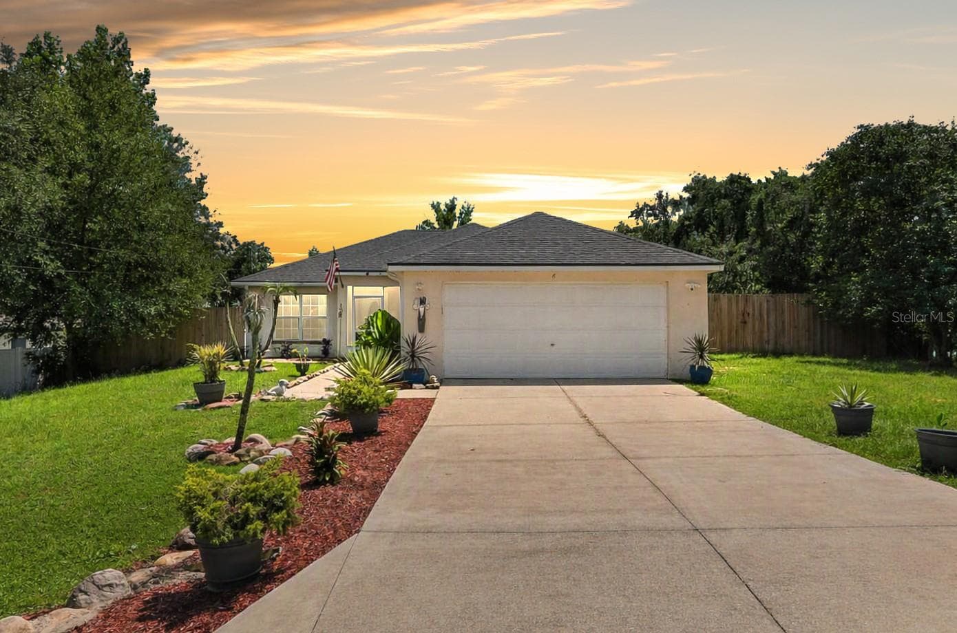 6 OAK CIRCLE CRSE