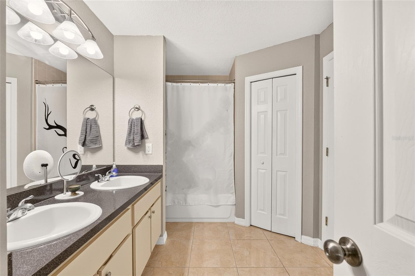 Single Family Residence at 6 OAK CIRCLE CRSE, OCALA, photo 24 of 37