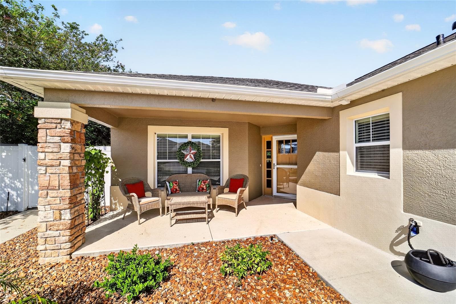 Villa at 628 BERMUDEZ CT, THE VILLAGES, photo 3 of 62