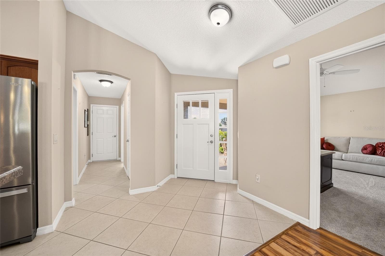 Villa at 628 BERMUDEZ CT, THE VILLAGES, photo 7 of 62