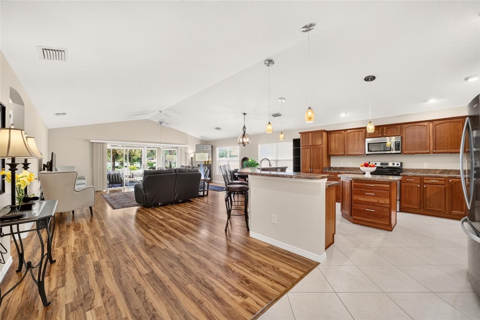 Villa at 628 BERMUDEZ CT, THE VILLAGES, photo 16 of 62