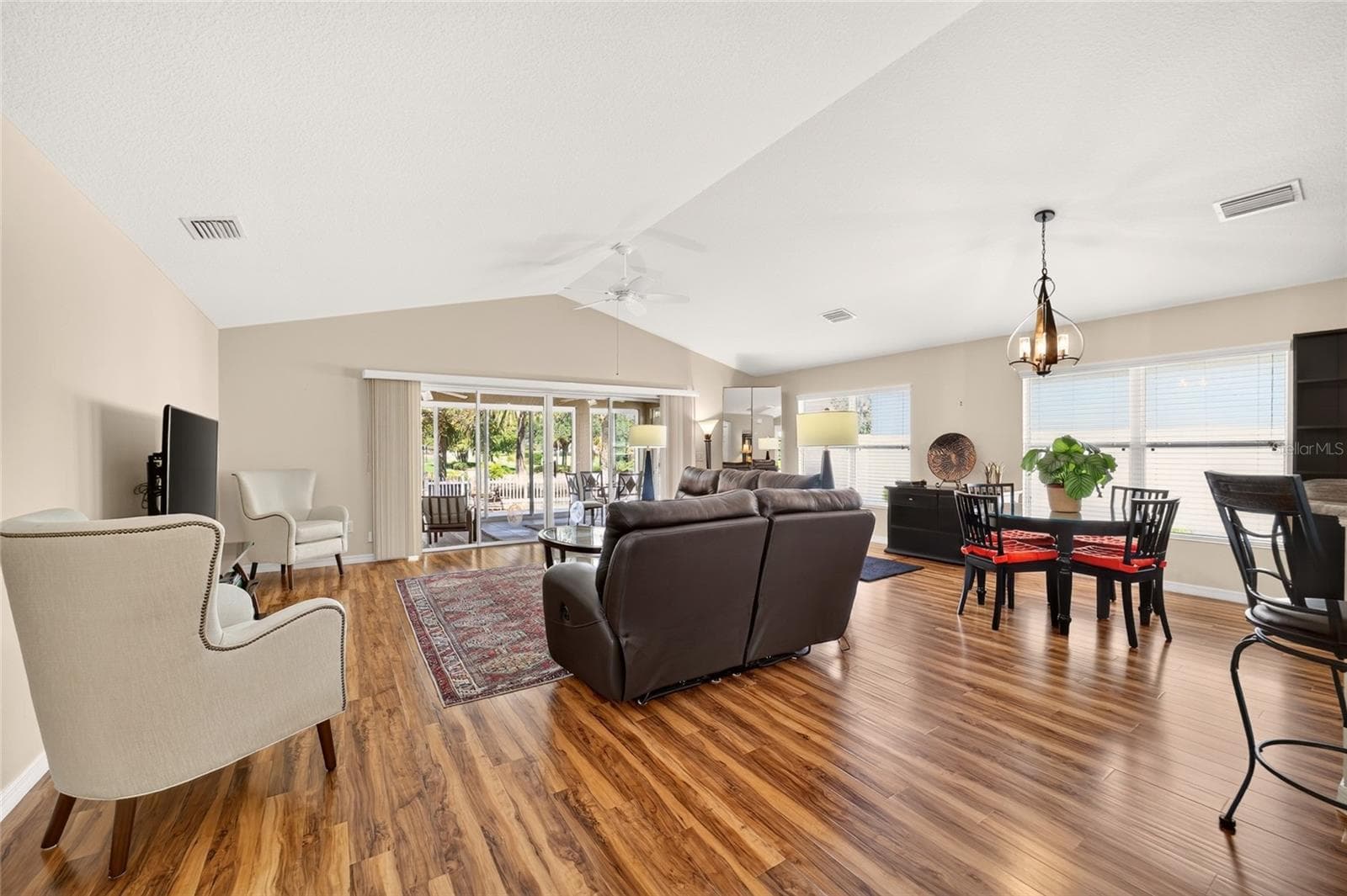 Villa at 628 BERMUDEZ CT, THE VILLAGES, photo 17 of 62