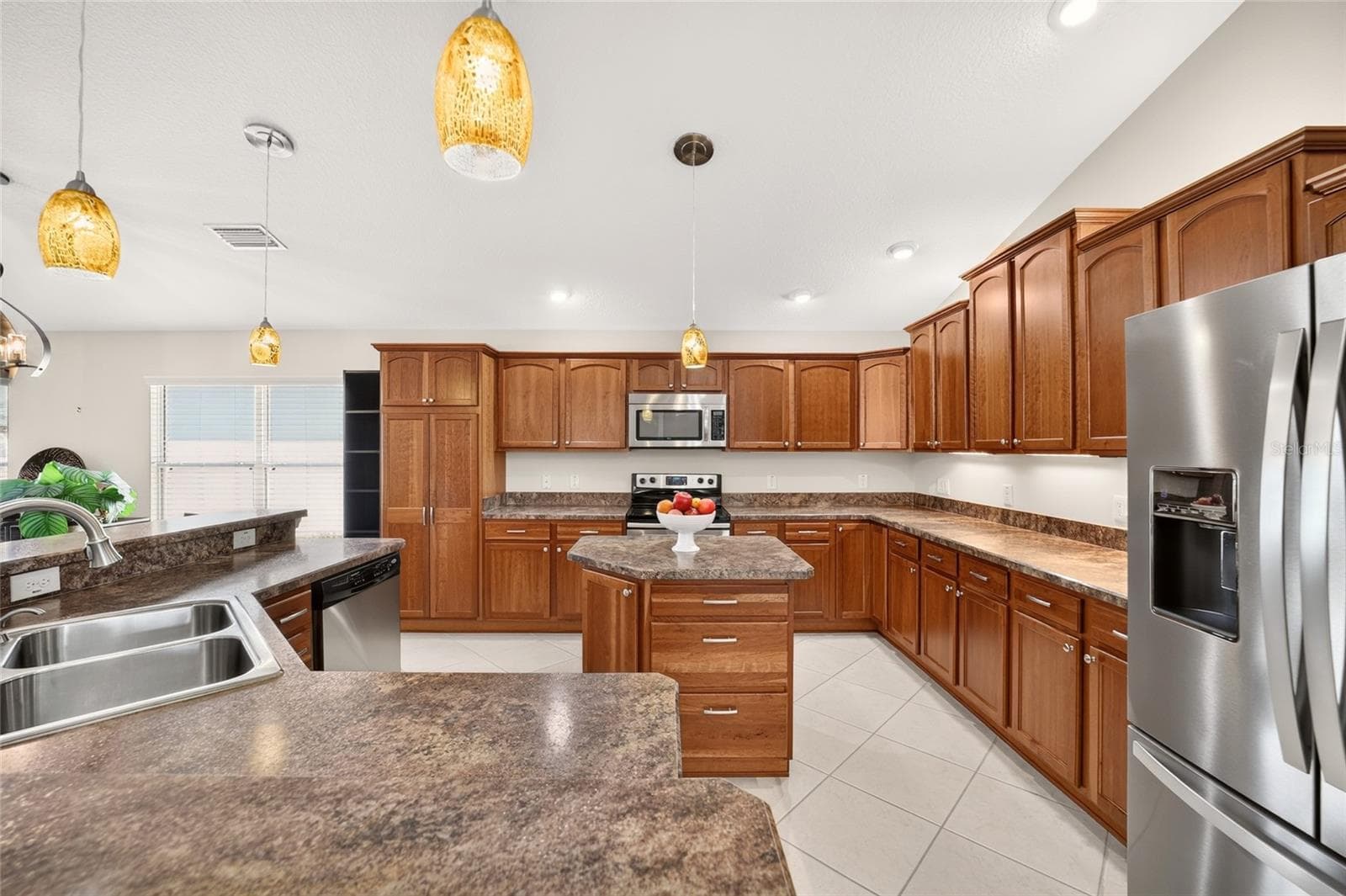 Villa at 628 BERMUDEZ CT, THE VILLAGES, photo 35 of 62