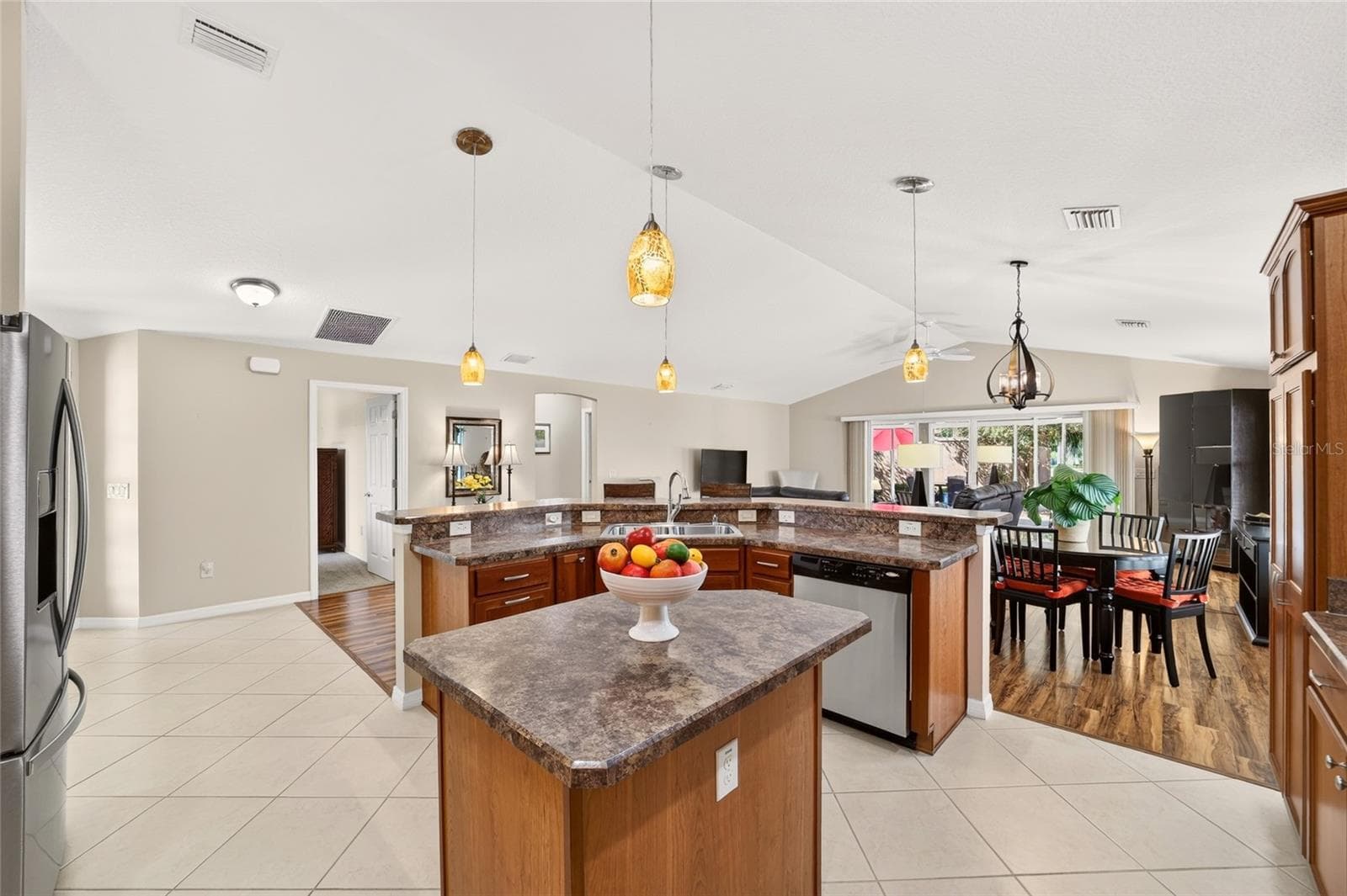 Villa at 628 BERMUDEZ CT, THE VILLAGES, photo 37 of 62