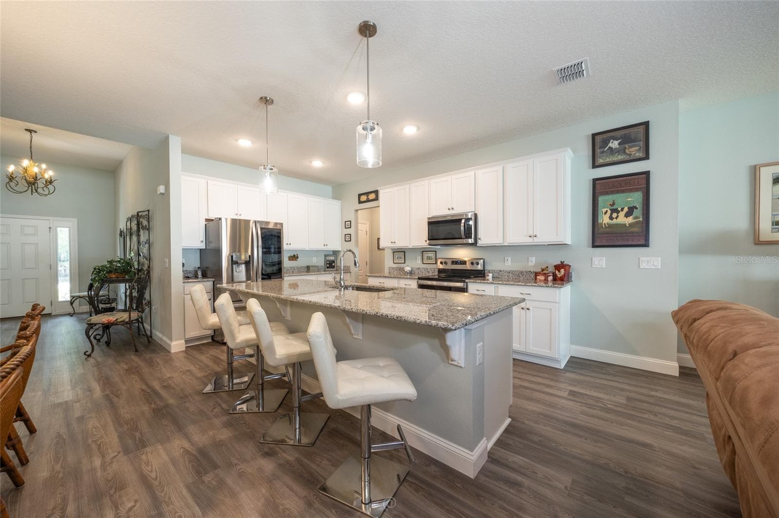 Breakfast bar - 17 WHITE HAVEN LN, PALM COAST