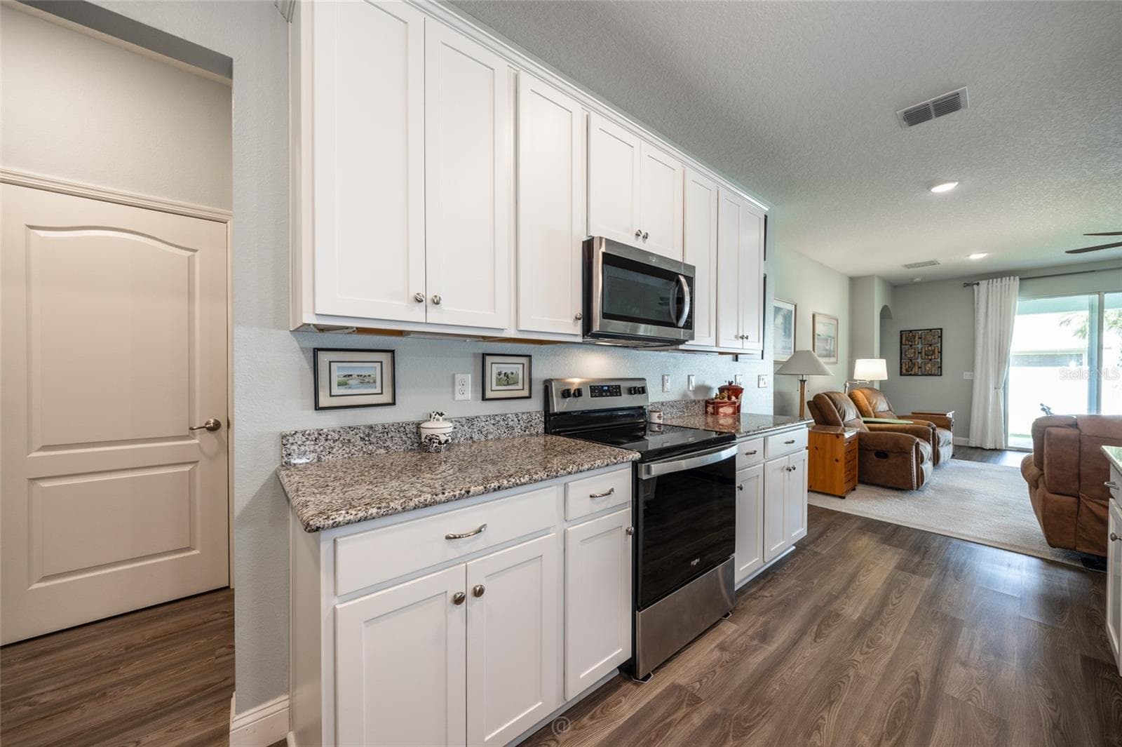 Coffee center - 17 WHITE HAVEN LN, PALM COAST