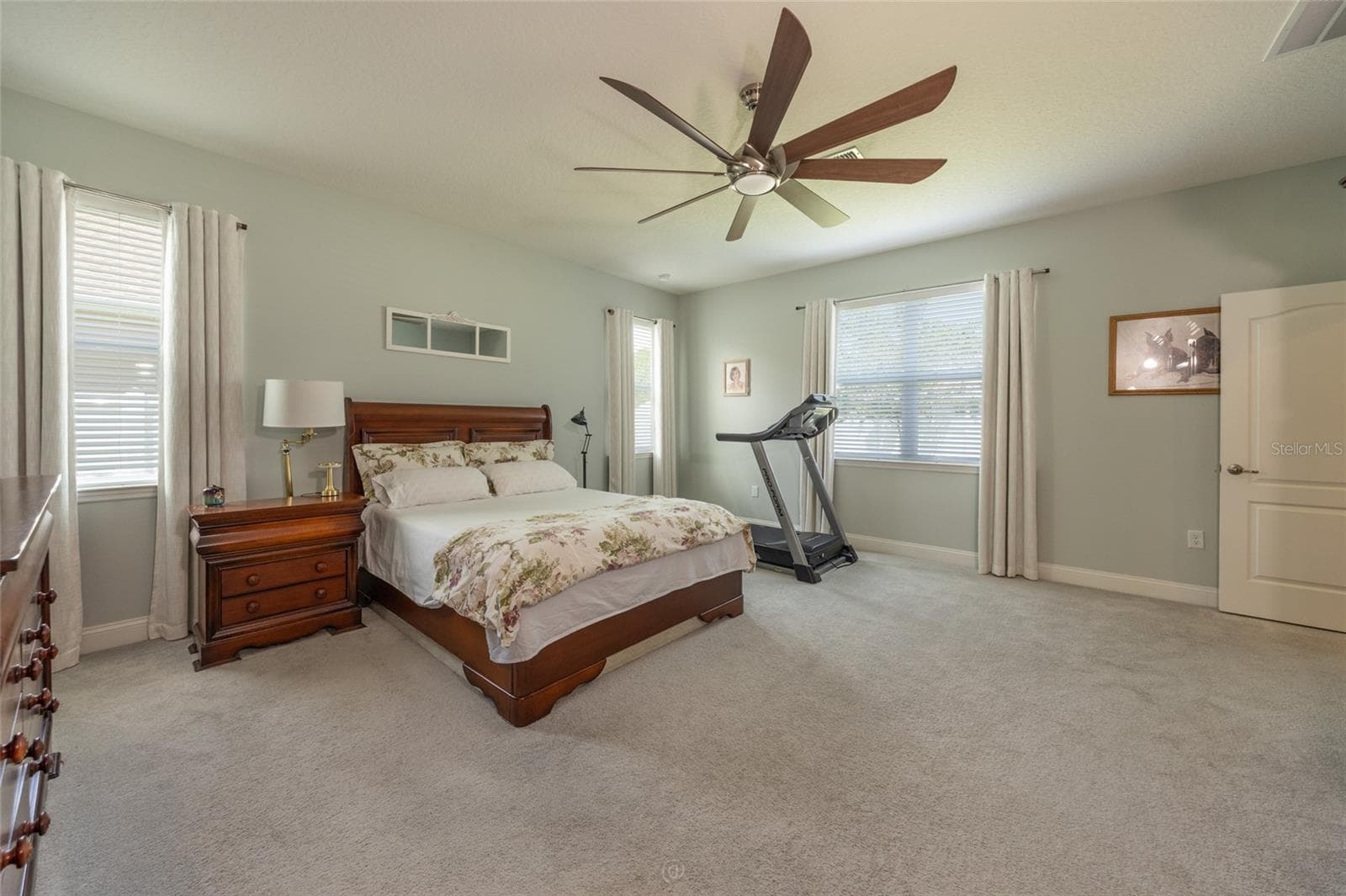 Huge owners suite - 17 WHITE HAVEN LN, PALM COAST