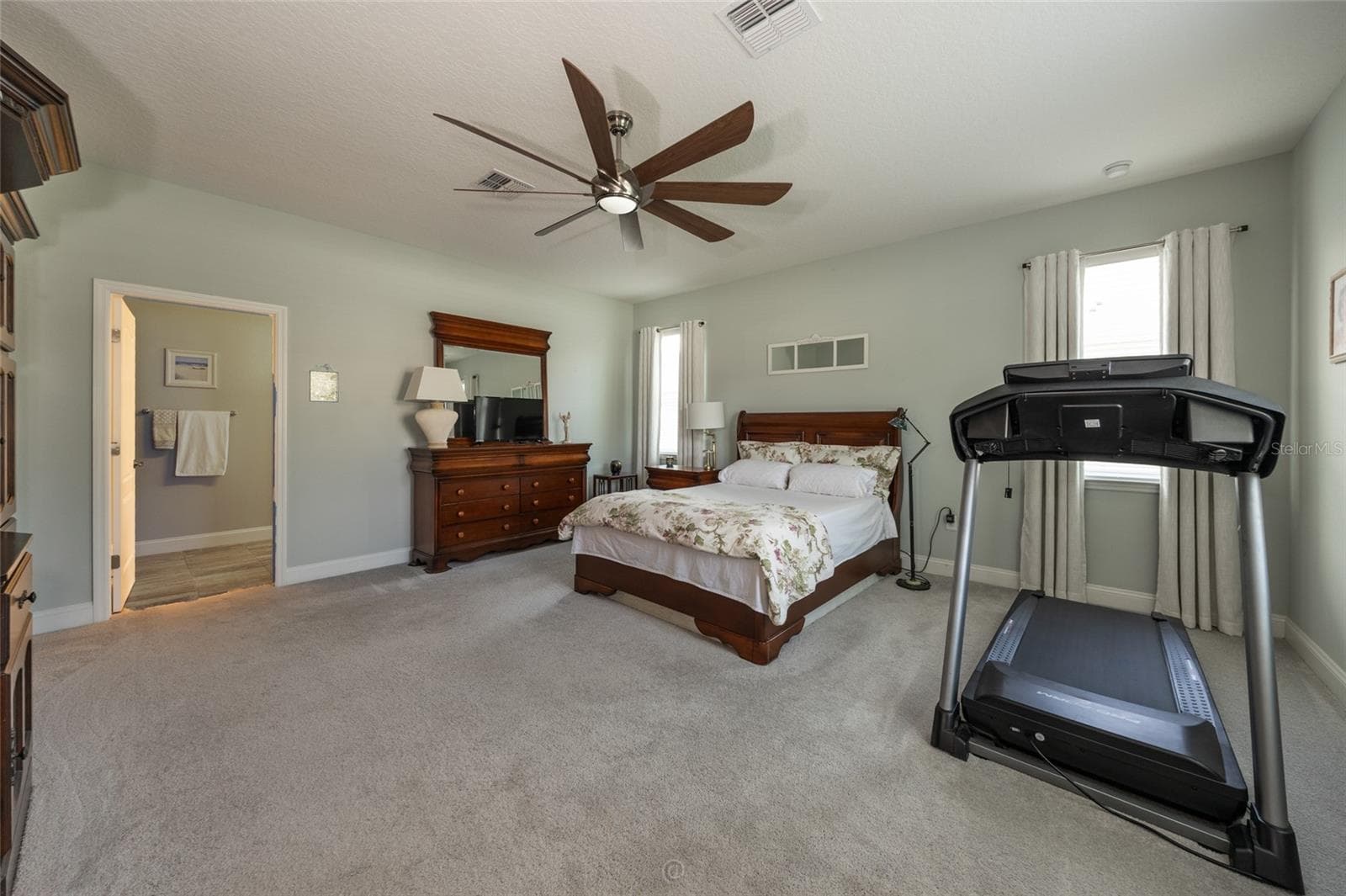 Oversized closets - 17 WHITE HAVEN LN, PALM COAST
