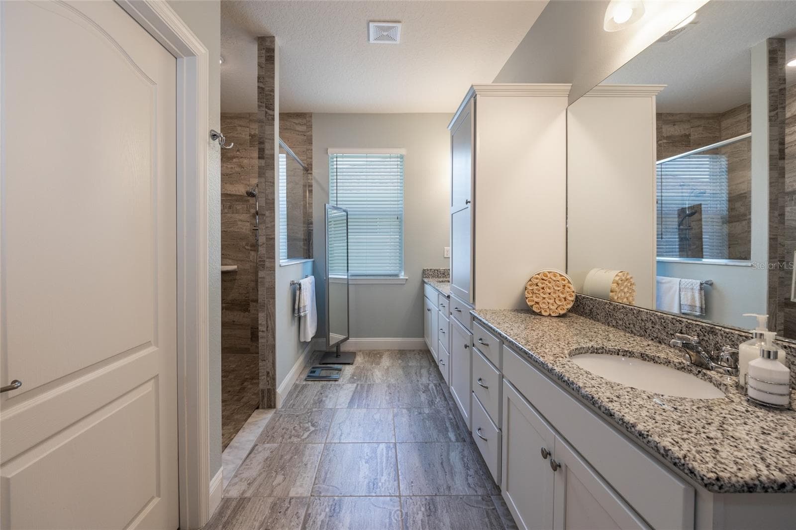Totally upgraded master bathroom - 17 WHITE HAVEN LN, PALM COAST