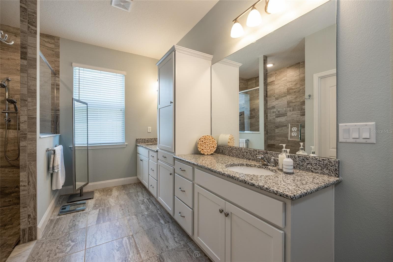 Moms dream - 17 WHITE HAVEN LN, PALM COAST
