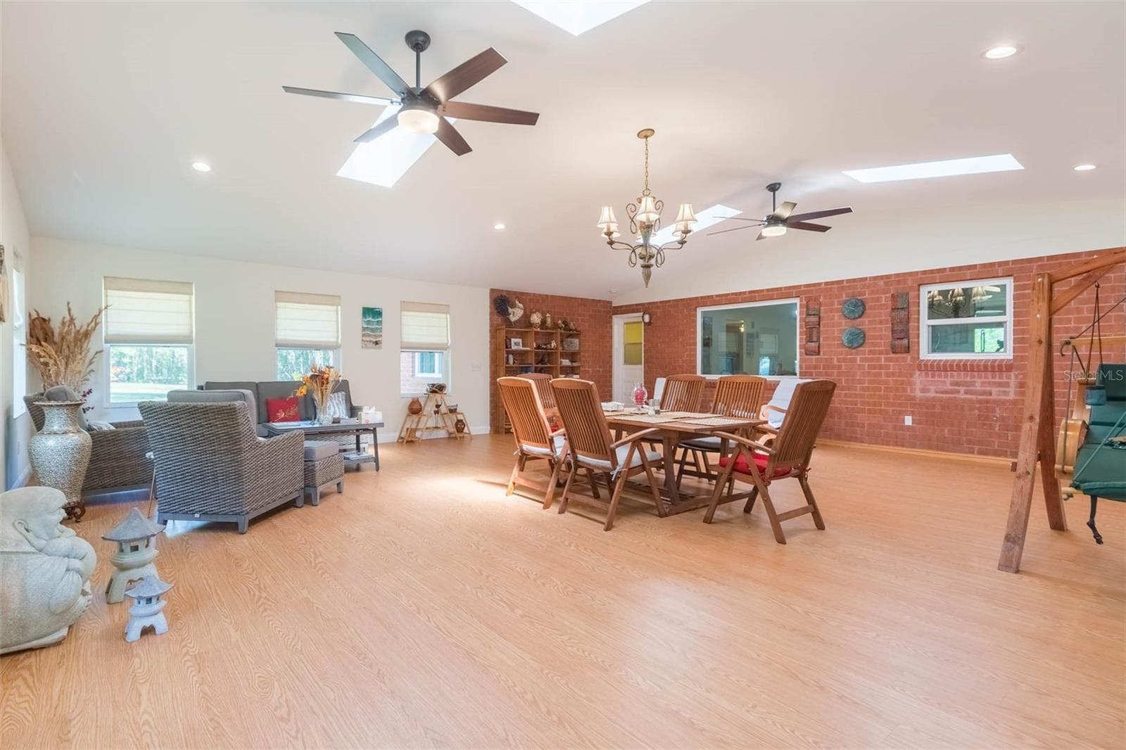 Single Family Residence at 34211 BLANTON RD, DADE CITY, photo 9 of 100
