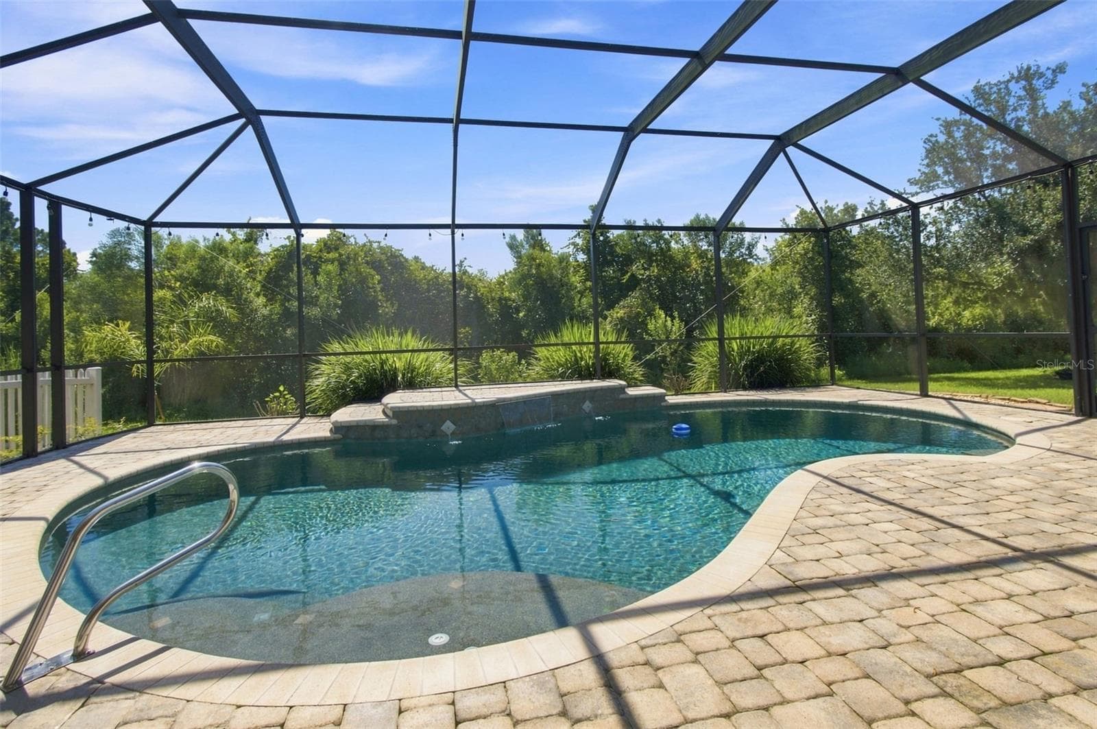 Single Family Residence at 20233 MERRY OAK AVE, TAMPA, photo 2 of 55