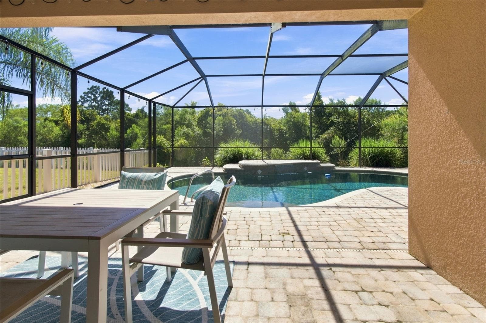 The View! - 20233 MERRY OAK AVE, TAMPA