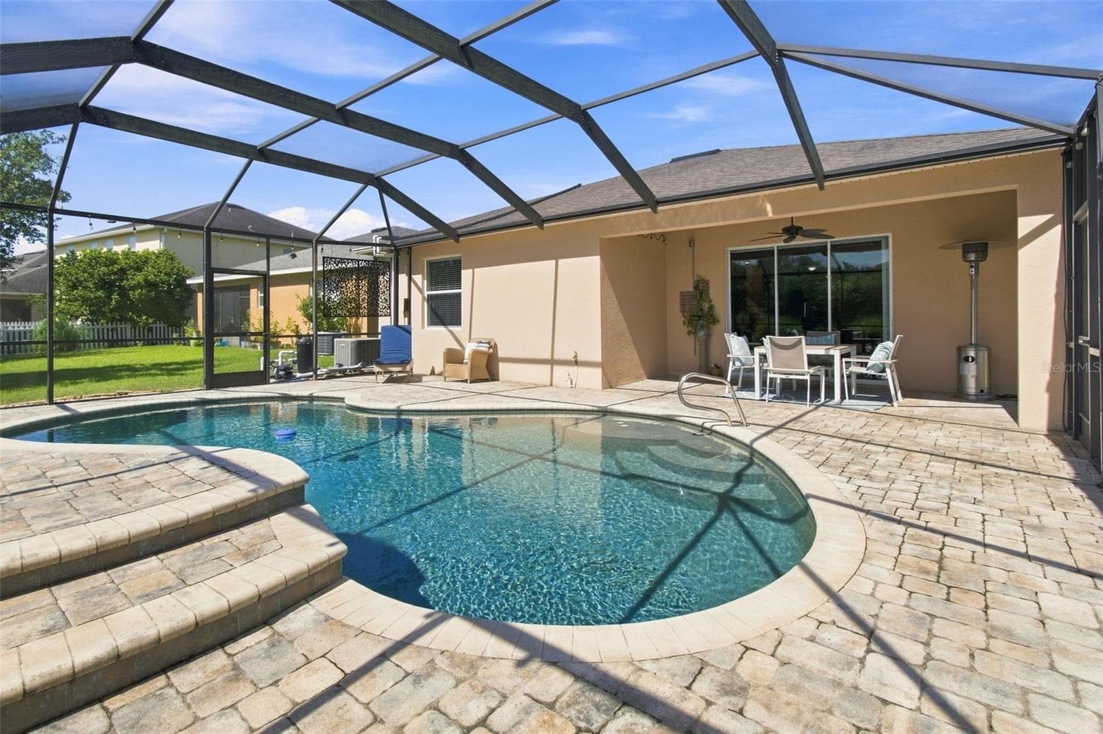 Single Family Residence at 20233 MERRY OAK AVE, TAMPA, photo 9 of 55