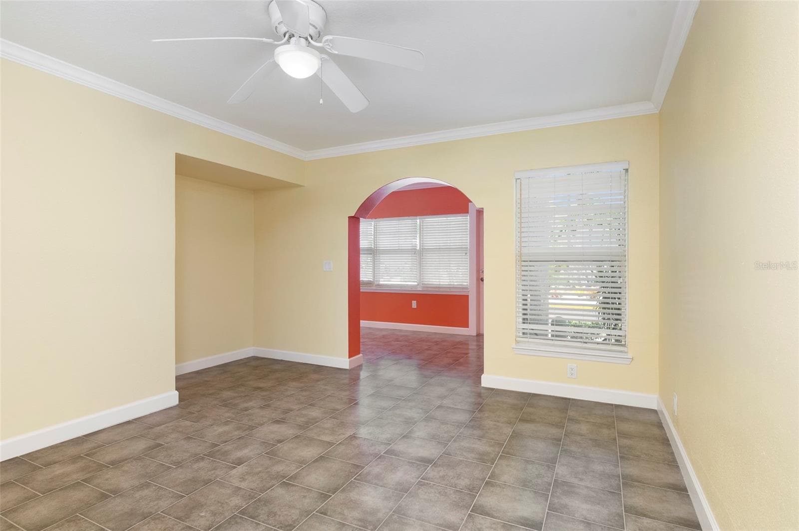 Condo - Hotel at 19417 GULF BLVD #E109, INDIAN ROCKS BEACH, photo 13 of 40