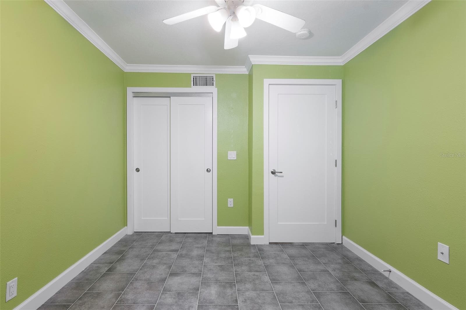Condo - Hotel at 19417 GULF BLVD #E109, INDIAN ROCKS BEACH, photo 20 of 40