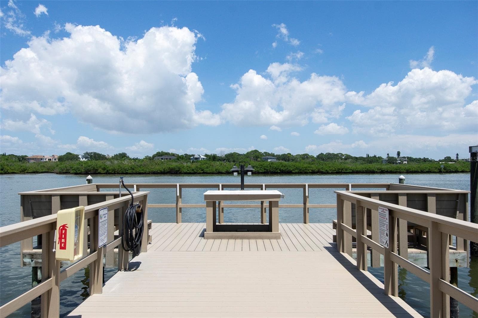 Condo - Hotel at 19417 GULF BLVD #E109, INDIAN ROCKS BEACH, photo 26 of 40
