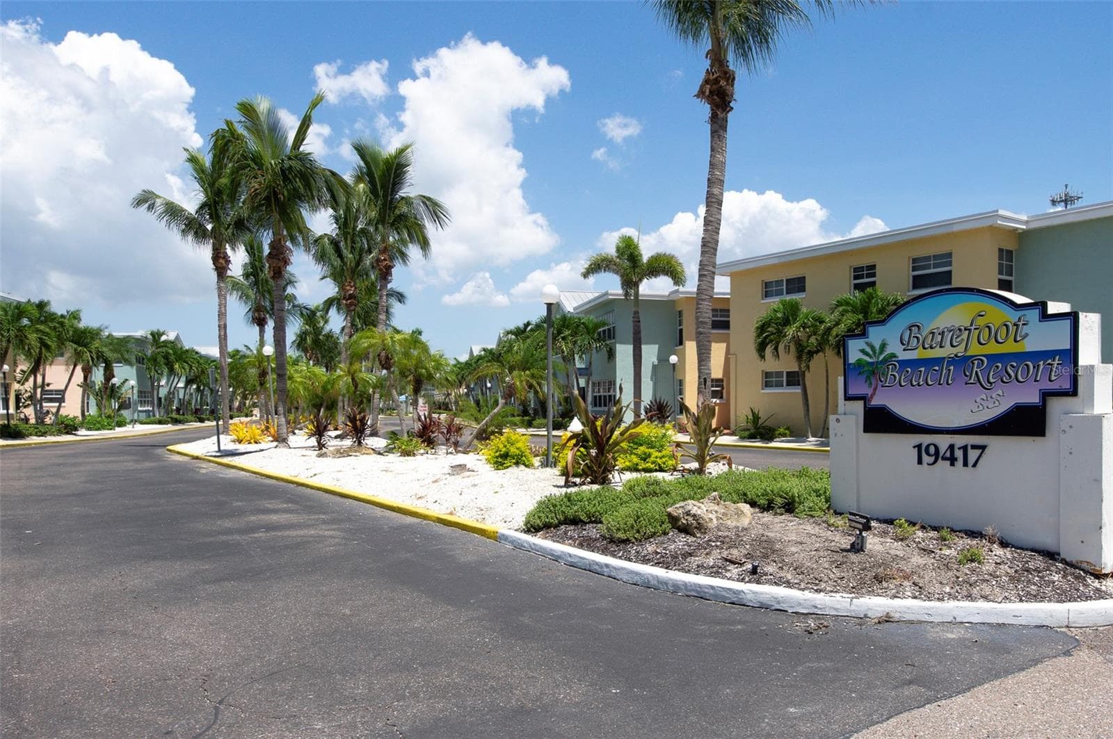 Condo - Hotel at 19417 GULF BLVD #E109, INDIAN ROCKS BEACH, photo 35 of 40