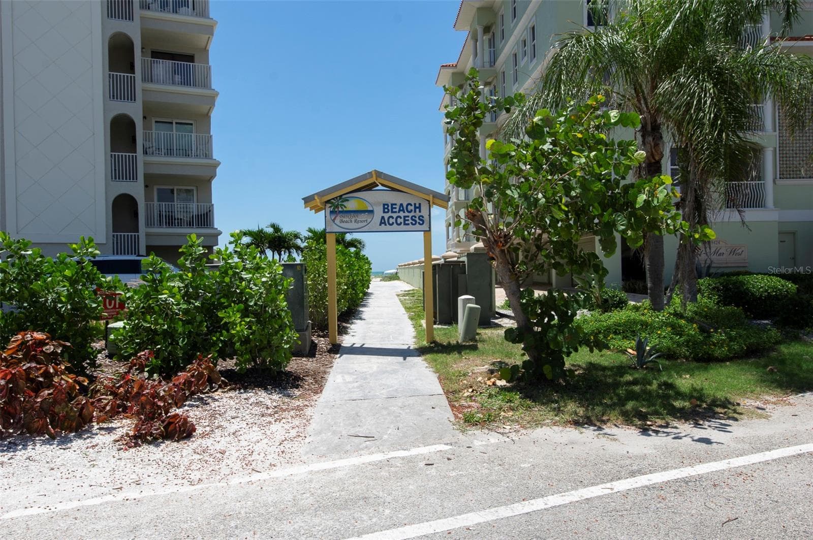 Condo - Hotel at 19417 GULF BLVD #E109, INDIAN ROCKS BEACH, photo 37 of 40