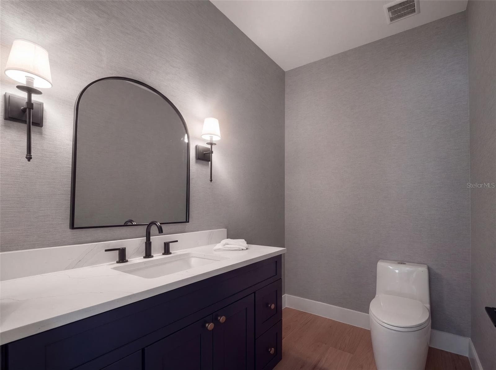 Single Family Residence at 1000 N FOREST AVE, ORLANDO, photo 12 of 36